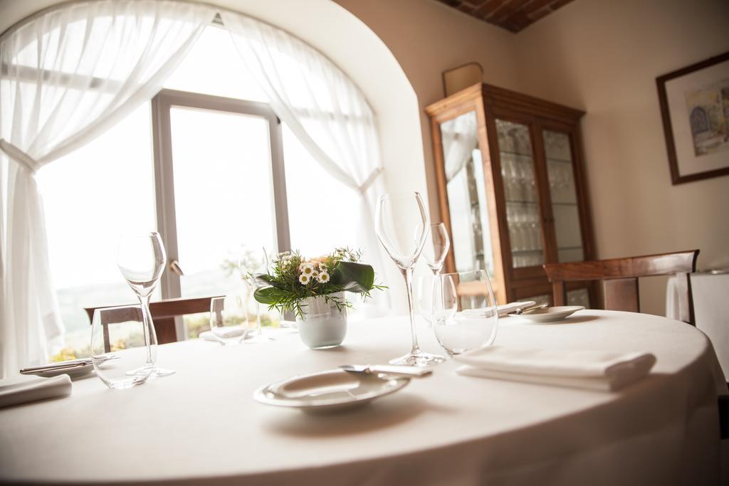 Locanda Del Pilone Alba  Luaran gambar